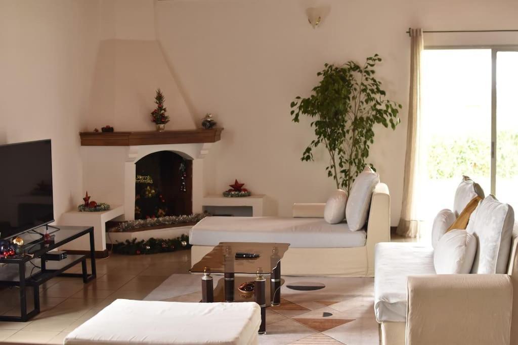 Villa Paisible Proche Des Rizieres อันตานานารีโว ภายนอก รูปภาพ
